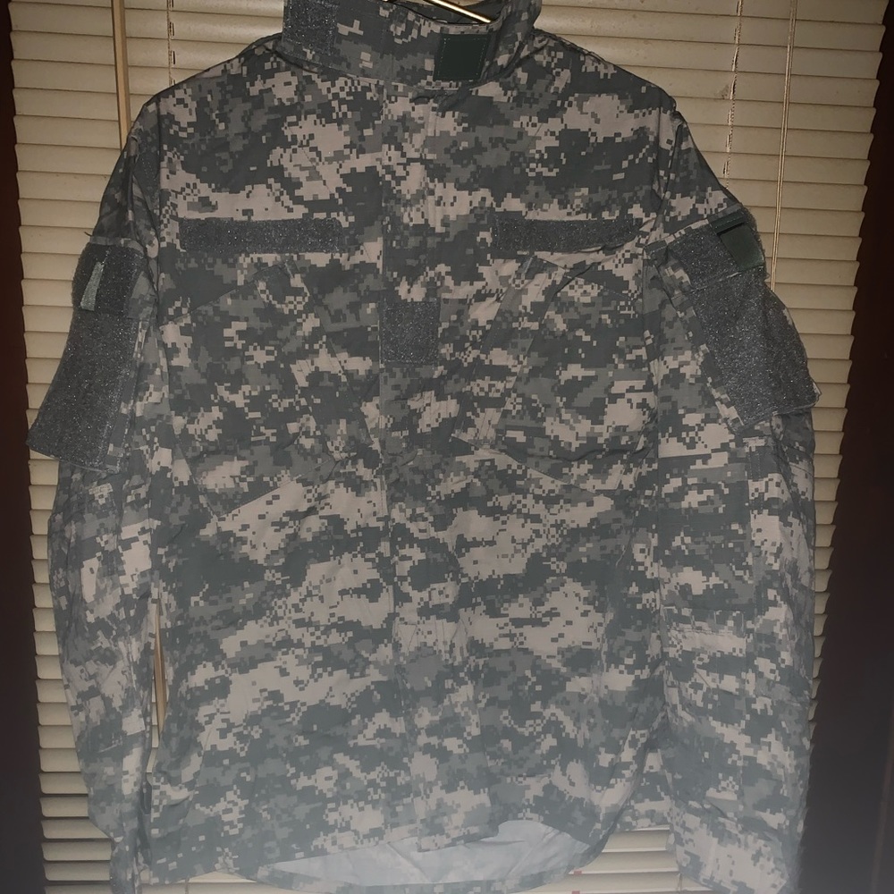 Authentic US military shirt - Picture 2 of 10